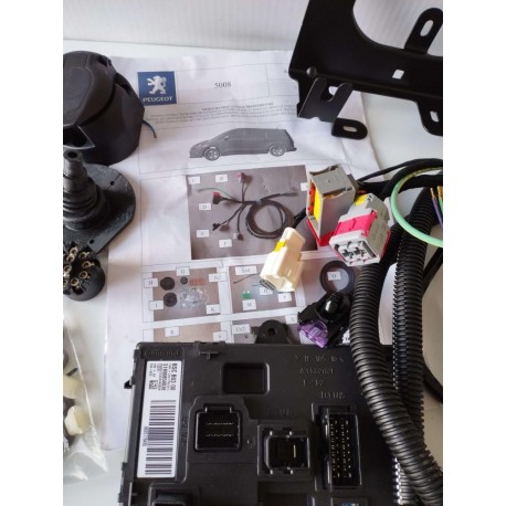 Modul tažného zařízení + kabeláž originál Citroen Peugeot 9688AX voz. P. 5008